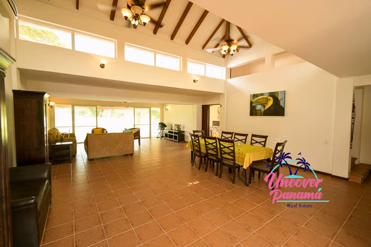 Villa de 4 recamaras con vista al golf