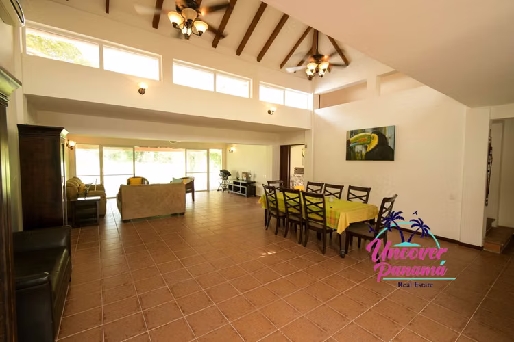 Villa de 4 recamaras con vista al golf
