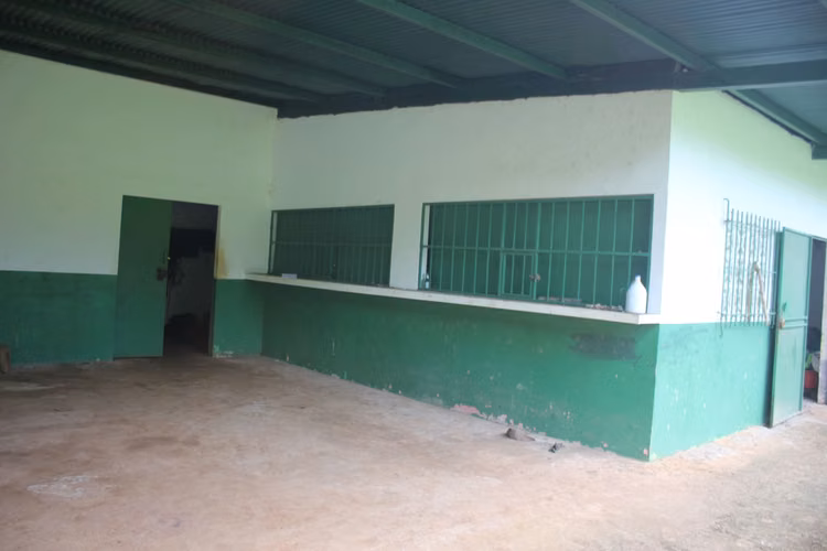 SANTA ROSA CAPIRA LOCAL COMERCIAL EN ALQUILER