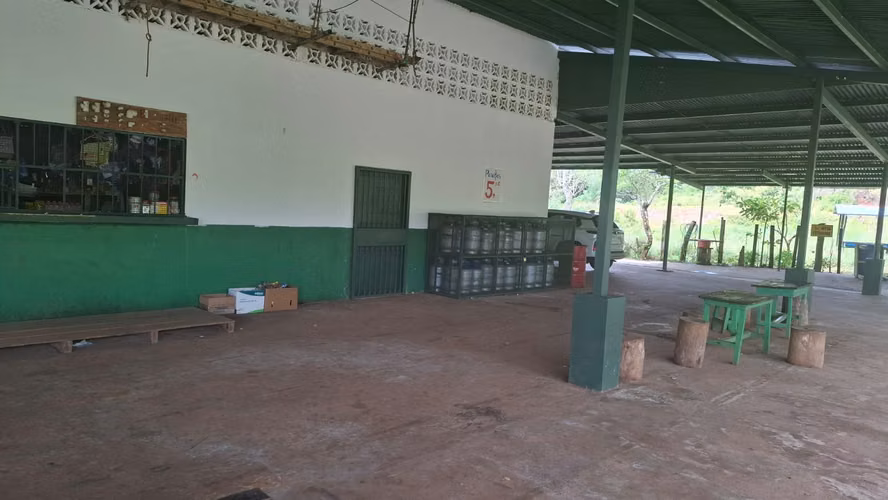 SANTA ROSA CAPIRA LOCAL COMERCIAL EN ALQUILER