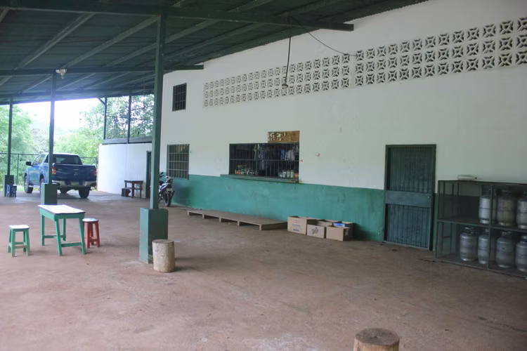 SANTA ROSA CAPIRA LOCAL COMERCIAL EN ALQUILER