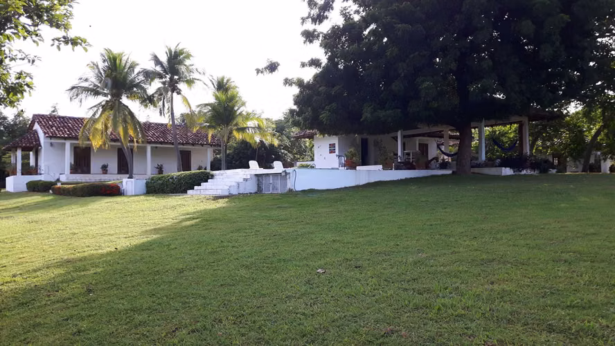 Casa con terreno y Vista al Mar en Panamá en Costa Esmeralda
