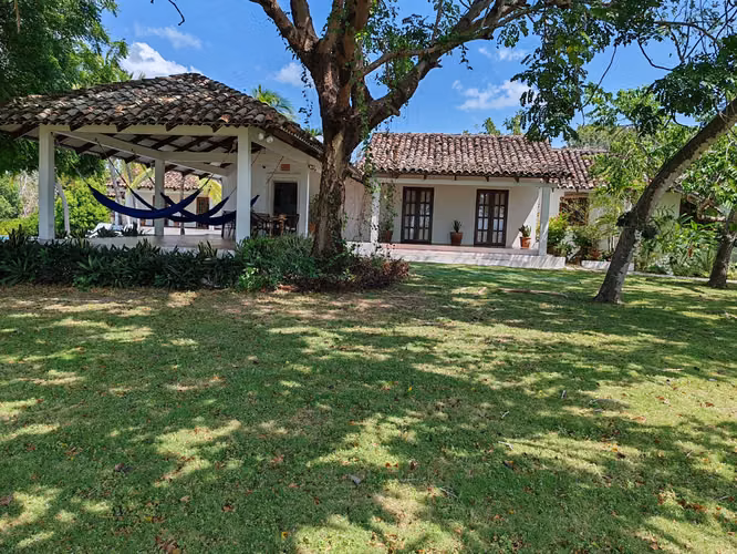 Casa con terreno y Vista al Mar en Panamá en Costa Esmeralda