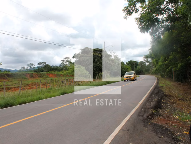 Se Vende Terreno en Utivé - Imagen 3