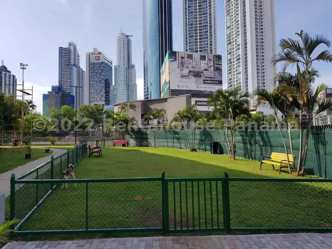 Venta de Apartamento de 188 m2 en PH Sevilla, Costa del Este 25-9009GG