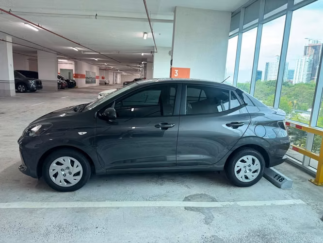 Alquiler de Vehículo Hyundai Grand i10 2026 para plataformas Uber/  InDriver / Mensajeria