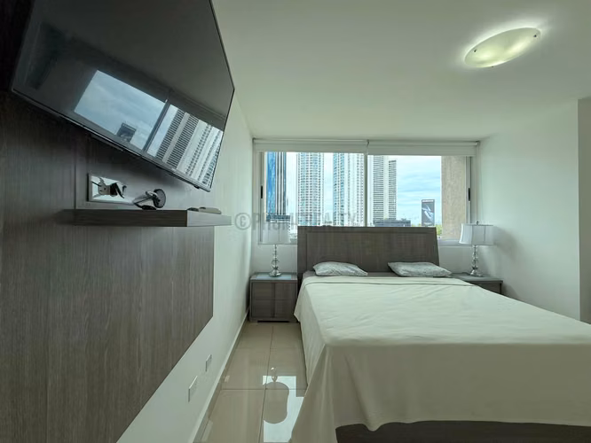 Espacioso Apartamento para la Venta en Costa del este