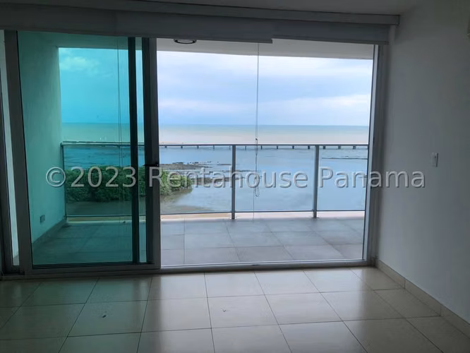 Venta de Apartamento de 148 m2 en PH Náutica Tower, Coco del Mar 26-2597GG
