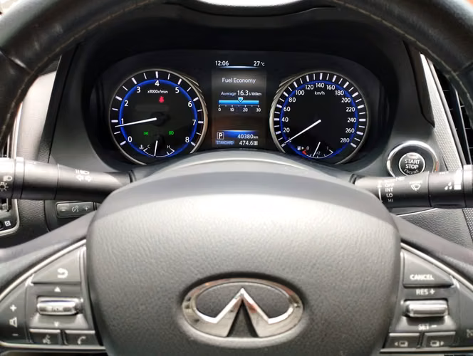 Infiniti Q50 2015