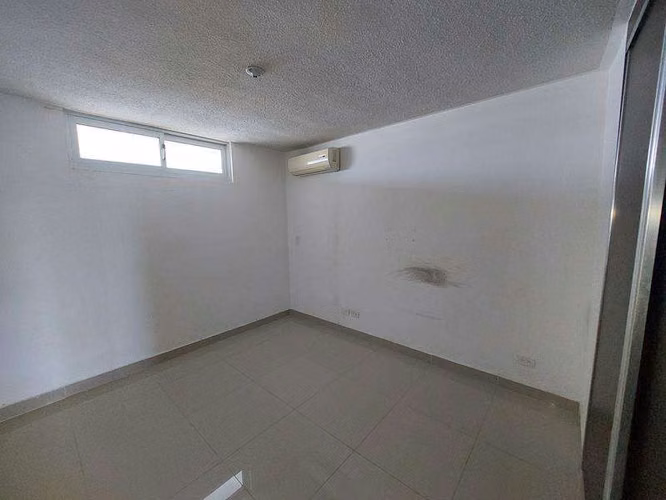 Banco vende apartamento en Altamira Gardens -G - Imagen 4
