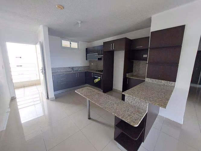 Banco vende apartamento en Altamira Gardens -G - Imagen 3