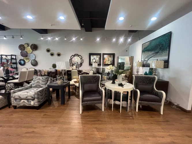 Alquiler de Local Comercial en Planta Baja – 288m² | Calle Transitada y de Alta Visibilidad