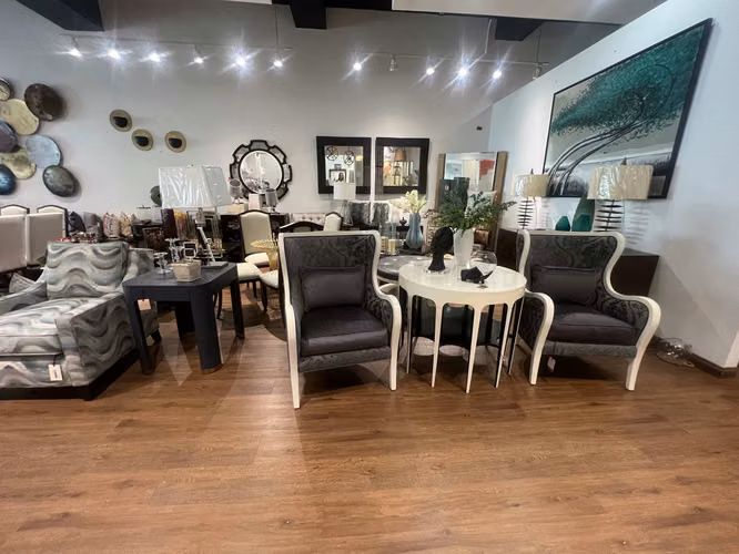 Alquiler de Local Comercial en Planta Baja – 288m² | Calle Transitada y de Alta Visibilidad