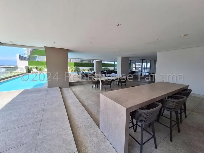 Venta de Apartamento de 345 m² en PH Albatross, Santa María 26-4075GG