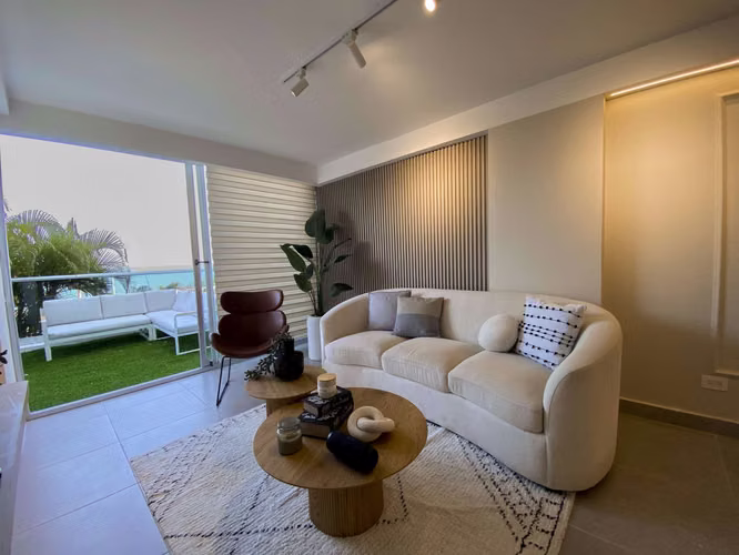 Beach Condo for Sale at The Palms