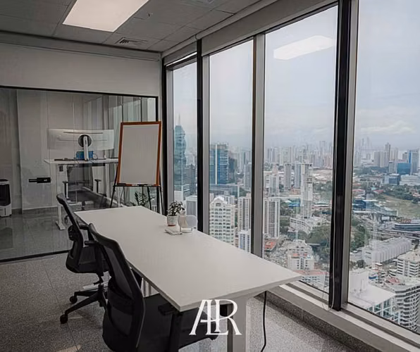 Vendo Oficina de Lujo en Torre Bicsa, Avenida Balboa
