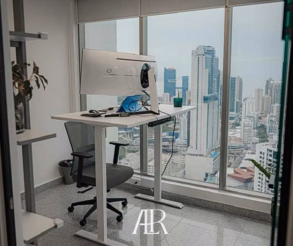 Vendo Oficina de Lujo en Torre Bicsa, Avenida Balboa