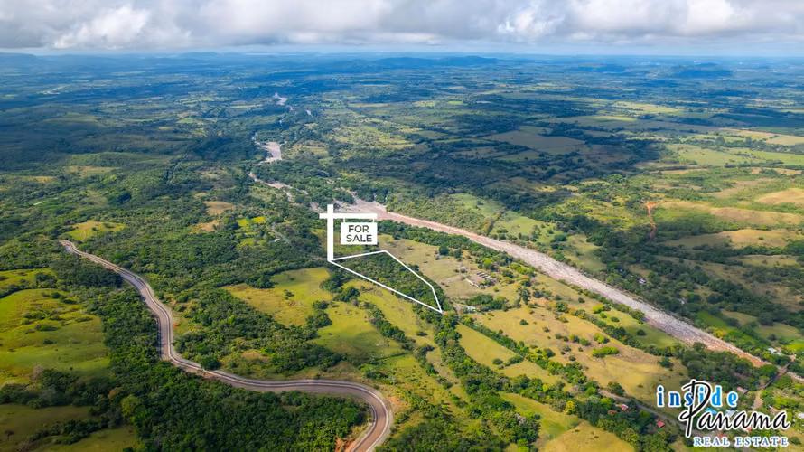 Amplio Terreno en Gualaca, Chiriquí, Panamá
