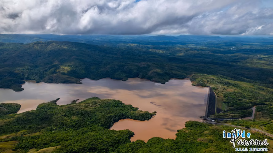 Amplio Terreno en Gualaca, Chiriquí, Panamá