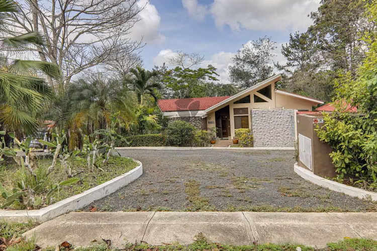 Brisas del Lago, Chorrera - Se Alquila hermosa casa