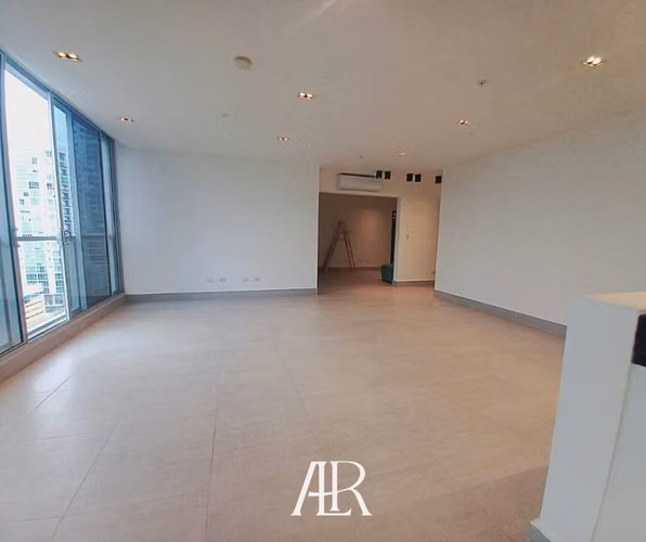 Vendo apartamento con Línea Blanca,  PH Jade en San Francisco.