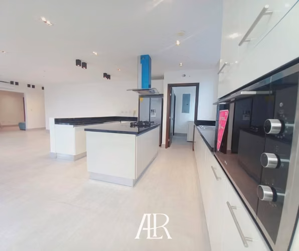 Vendo apartamento con Línea Blanca,  PH Jade en San Francisco.