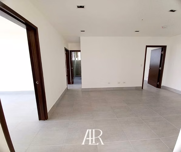 Vendo apartamento con Línea Blanca,  PH Jade en San Francisco.