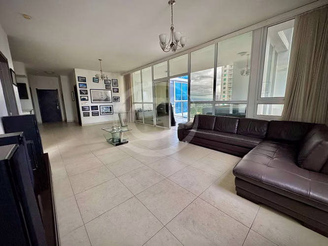 Venta Apartamento Quadrat San Francisco - Remate Bancario