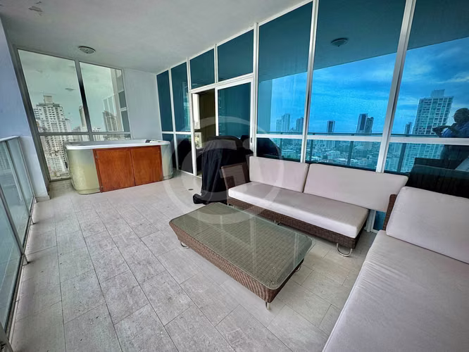 Venta Apartamento Quadrat San Francisco - Remate Bancario