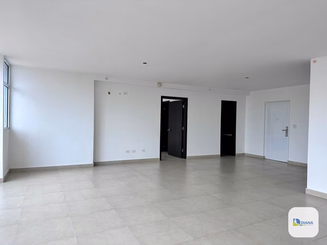Venta de apartamento en Condado del Rey