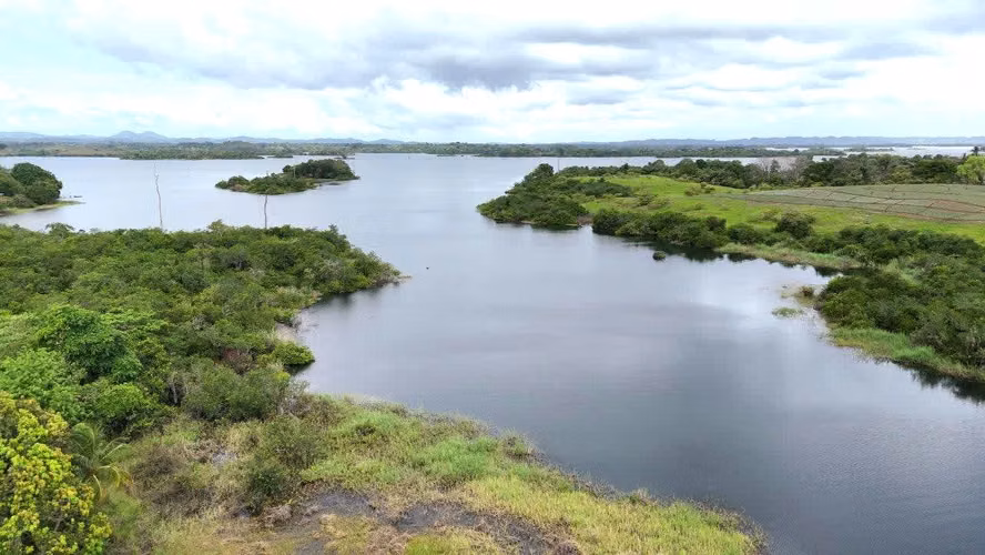 Finca con Casa frente al Lago Arenosa Chorrera