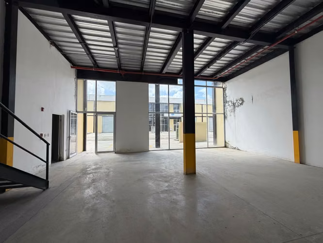 Bodega en Venta en Parque Logístico – Inversión Estratégica en Panamá