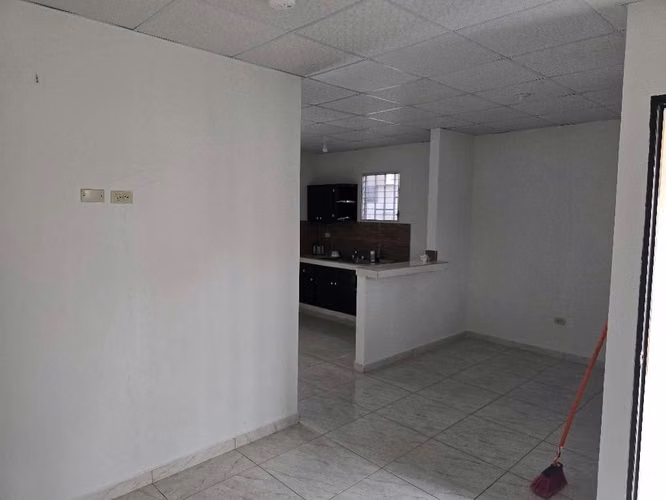Se alquila casa en Aguadulce Residencial Coopeve