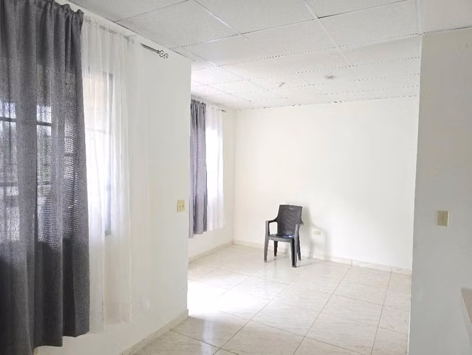 Se alquila casa en Aguadulce Residencial Coopeve