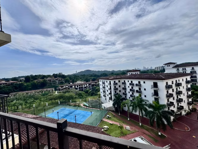 Apartamento venta Embassy Village $525,000