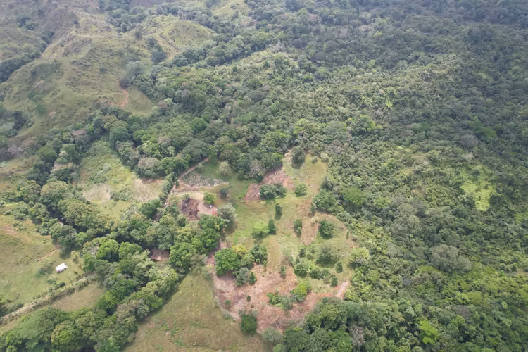 Se vende finca en Viento Frío, Santa Isabel