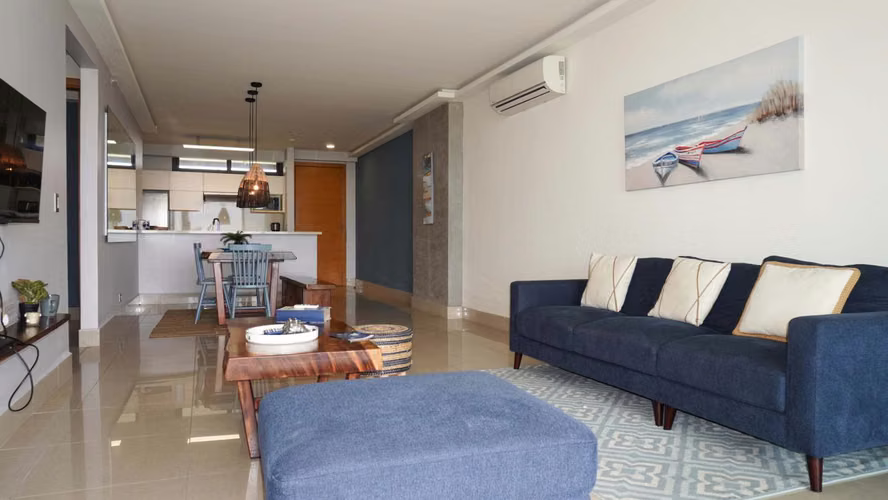 Apartamento de Dos Recámaras en Venta en Perlamar, San Carlos