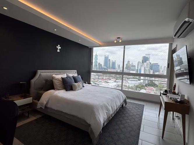 Vendo Apartamento en The Towers, San Francisco