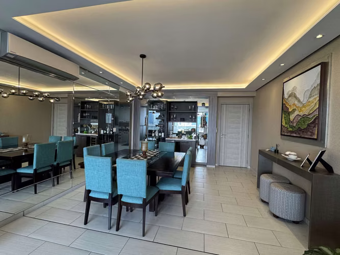 Vendo Apartamento en The Towers, San Francisco