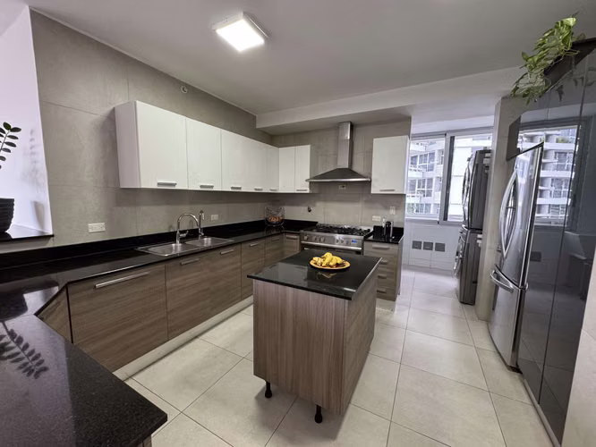 Vendo Apartamento en El Cangrejo - Luxor 300