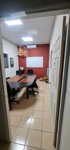 SE VENDE PROPIEDAD COMERCIAL O RESIDENCIAL EN BETHANIA CAMINO REAL. - Imagen 19