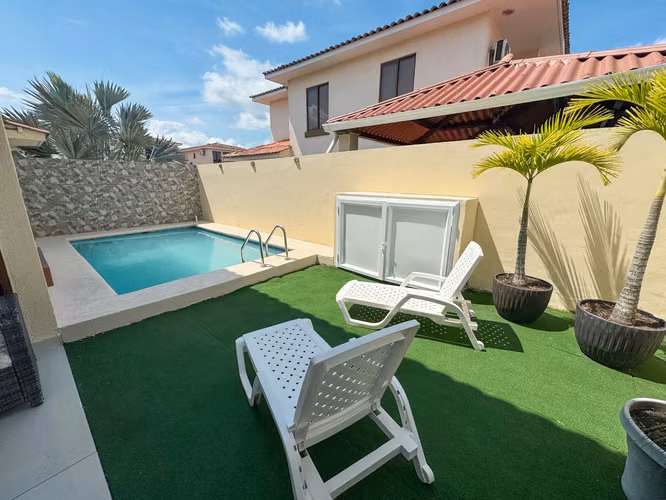¡Casa en Venta en Arraijan en Comunidad Cerrada!