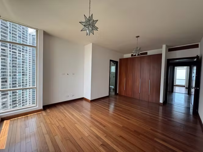 Venta de Apartamento en Punta Pacifica - Pacific Point