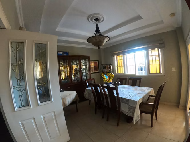 Venta de Casa Unifamiliar en PH Rainforest Villas, Altos de Panamá 22-2105GG