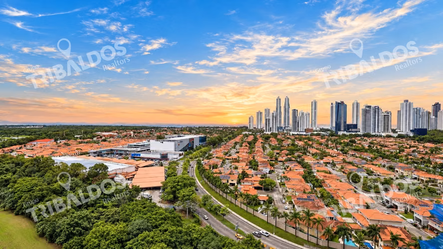 VENTA DE APARTAMENTO EN SANTA MARIA, PH GREENGARDEN, HERMOSA VISTA AL GOLF Y AL MAR