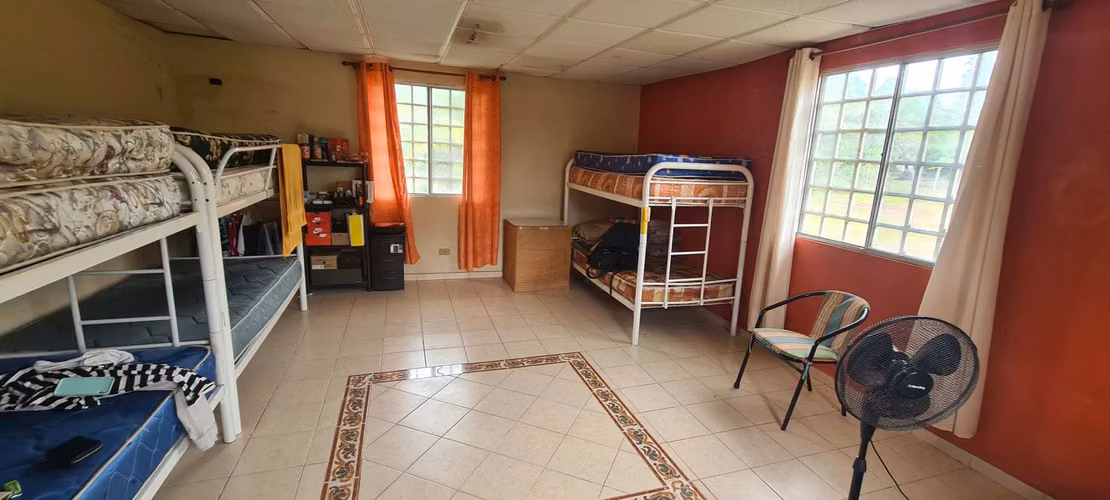 VENDO CASA. SEA CLIFF. SANTA CLARA. PLAYA. COCLE. AEROPUERTO DE RIO HATO.