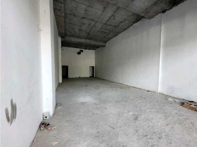 LOCAL / DORADO CITY CENTER / 164M / TERRAZA DE 28M / ALTO TRÁFICO JC - Imagen 3