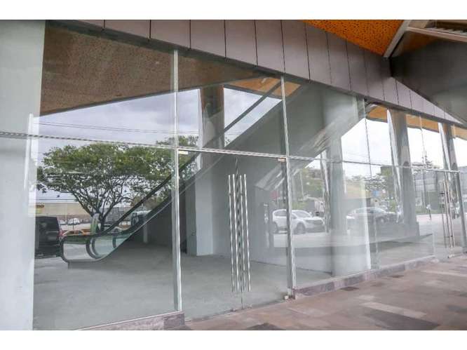 LOCAL / DORADO CITY CENTER / 189M /  ACCESIBLE  / ALTO TRÁFICO JC - Imagen 4