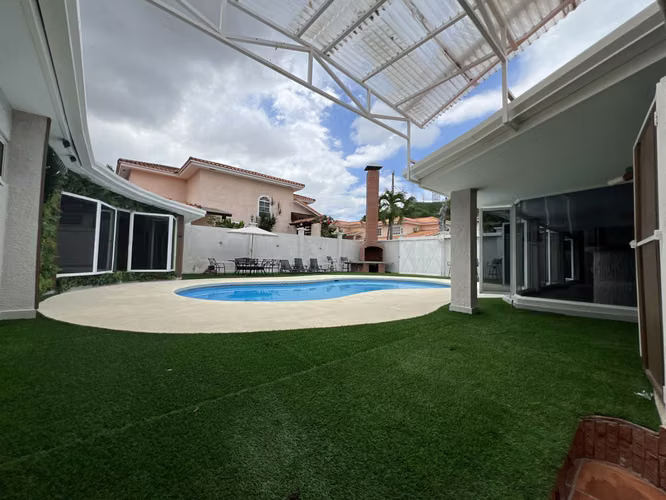 Venta de Casa en Fuente del Fresno