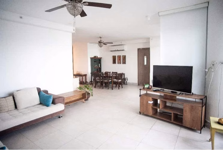 Venta de Apartamento en PH Luxor 300 Tower – Vía Argentina